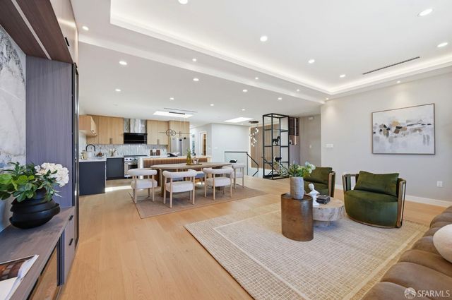 2124 18th Avenue, San Francisco, CA 94116