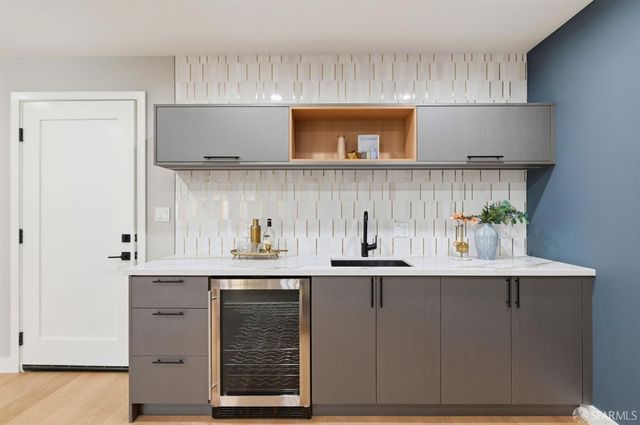 2124 18th Avenue, San Francisco, CA 94116