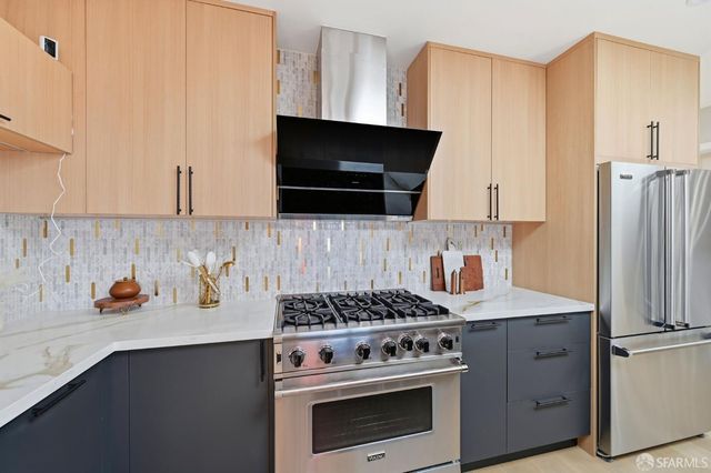 2124 18th Avenue, San Francisco, CA 94116