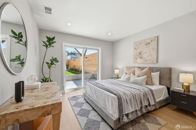 2124 18th Avenue, San Francisco, CA 94116