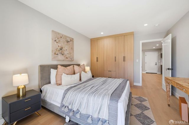 2124 18th Avenue, San Francisco, CA 94116