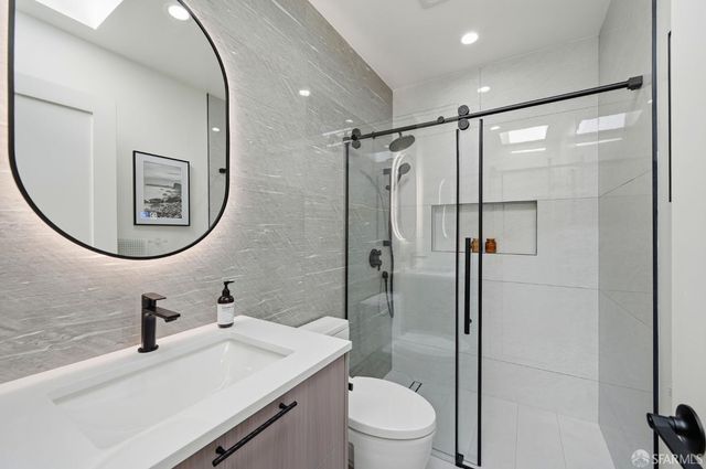 2124 18th Avenue, San Francisco, CA 94116