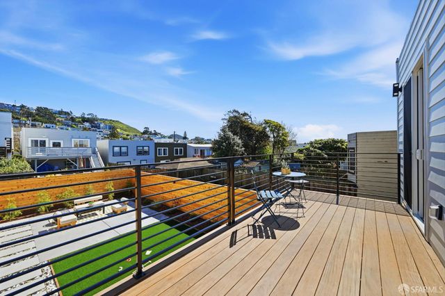 2124 18th Avenue, San Francisco, CA 94116