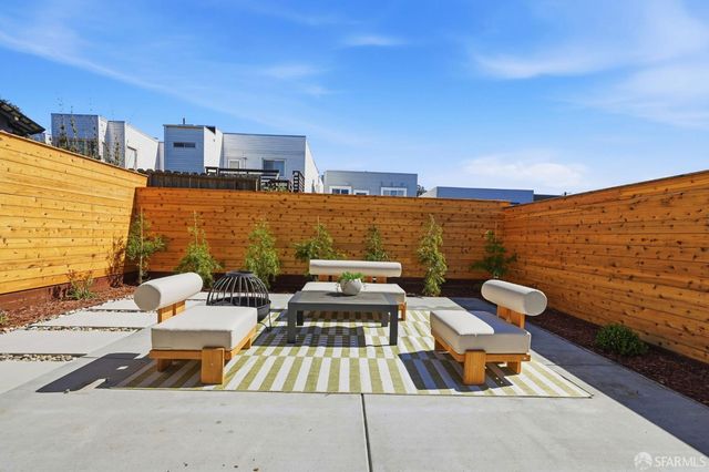 2124 18th Avenue, San Francisco, CA 94116