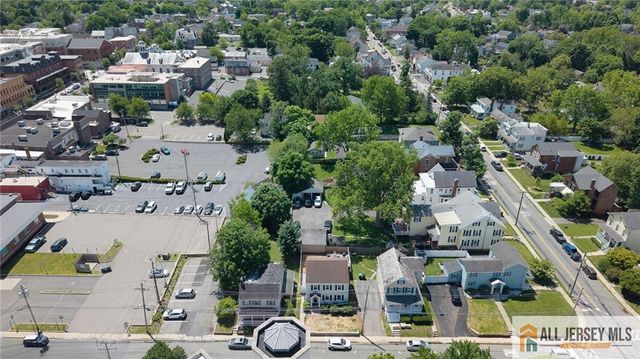 12 Capner Street, Flemington, NJ 08822