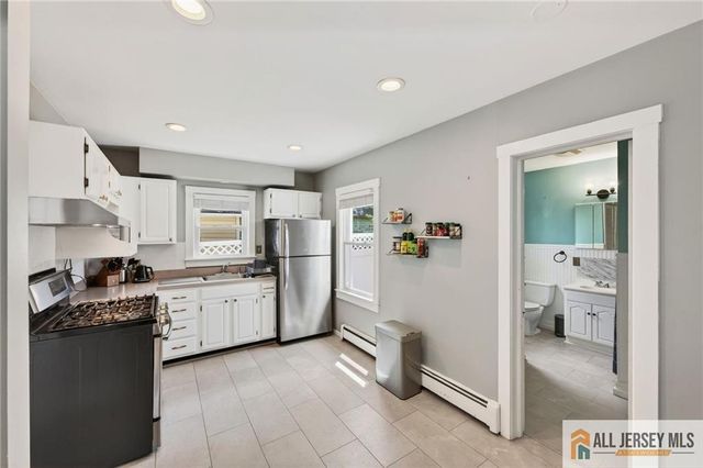 12 Capner Street, Flemington, NJ 08822