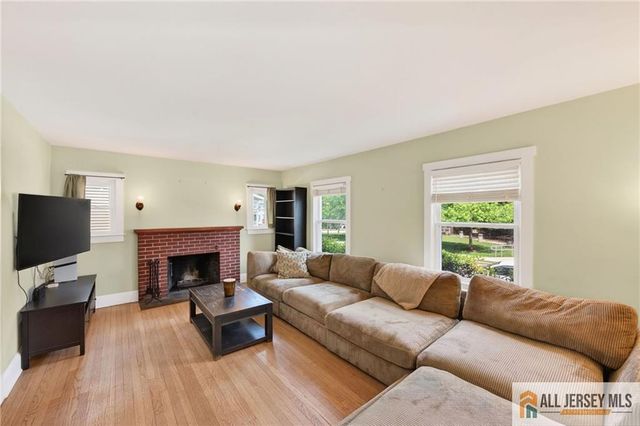 12 Capner Street, Flemington, NJ 08822