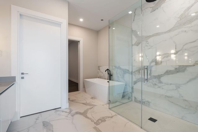 1711 Allen Parkway 2403, Houston, TX 77019