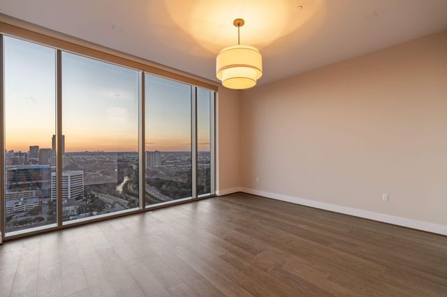 1711 Allen Parkway 2403, Houston, TX 77019
