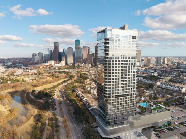 1711 Allen Parkway 2403, Houston, TX 77019