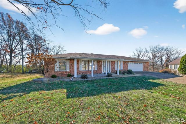 5037 Faust Court, St Louis, MO 63129