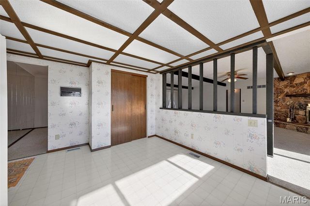 5037 Faust Court, St Louis, MO 63129