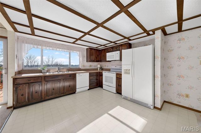 5037 Faust Court, St Louis, MO 63129