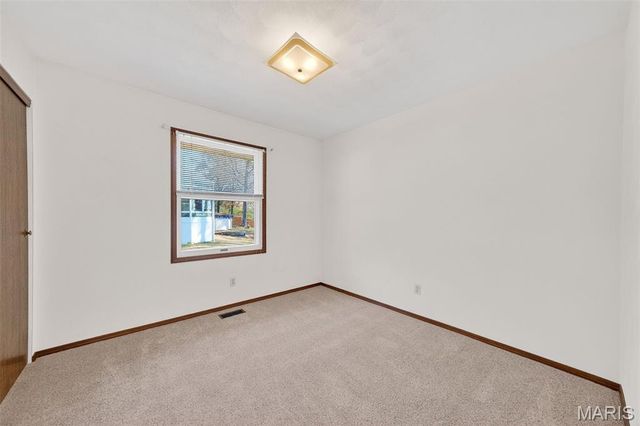 5037 Faust Court, St Louis, MO 63129