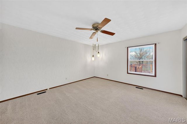 5037 Faust Court, St Louis, MO 63129