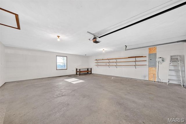 5037 Faust Court, St Louis, MO 63129