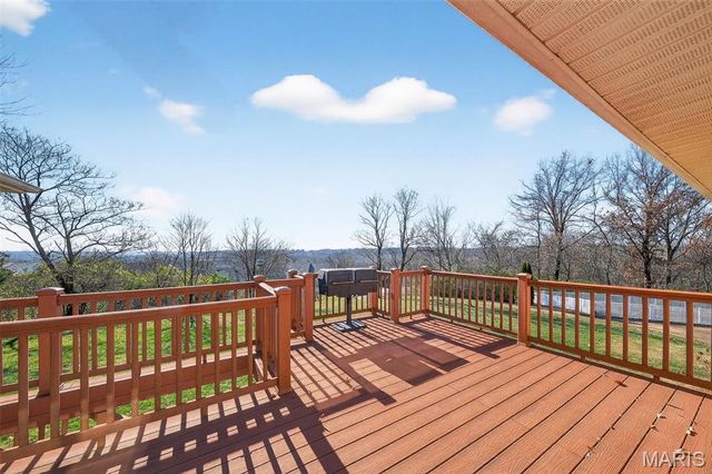 5037 Faust Court, St Louis, MO 63129