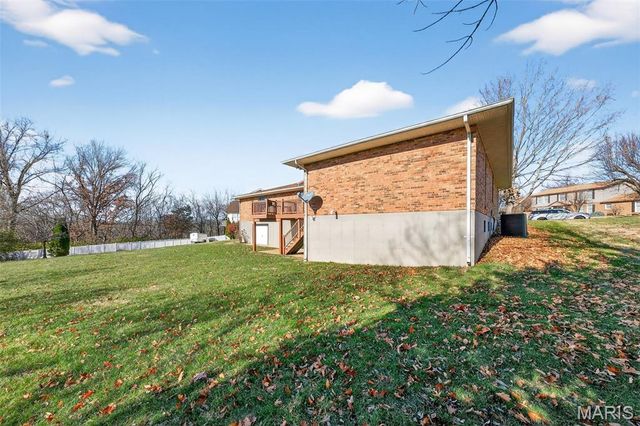 5037 Faust Court, St Louis, MO 63129