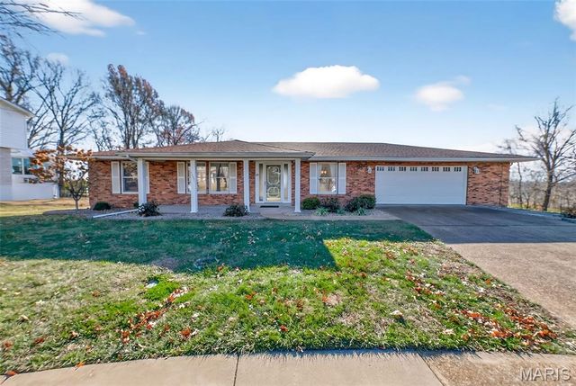 5037 Faust Court, St Louis, MO 63129