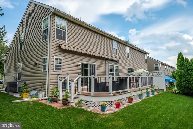 1536 CAMBRIDGE DR, Macungie, PA 18062