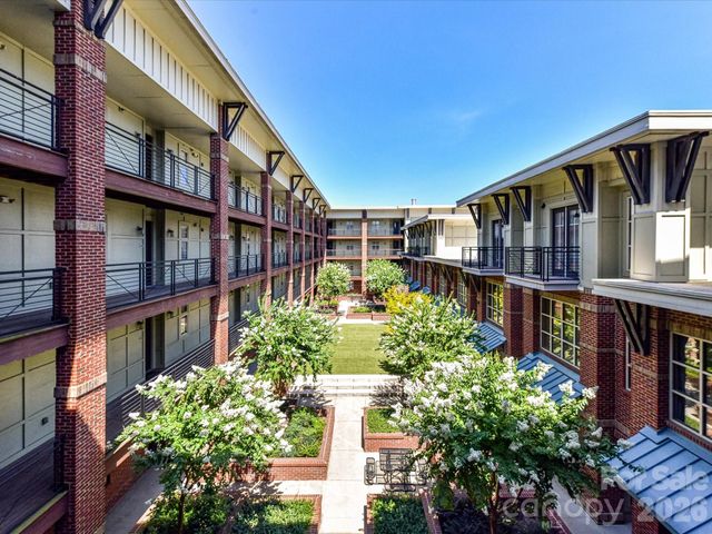 1101 W 1st Street 302, Charlotte, NC 28202