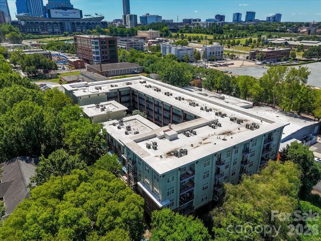 1101 W 1st Street 302, Charlotte, NC 28202