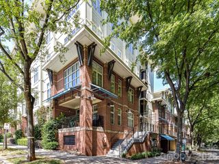 1101 W 1st Street 302, Charlotte, NC 28202