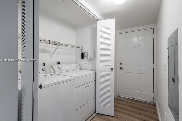 4280 San Marino Blvd 102, West Palm Beach, FL 33409