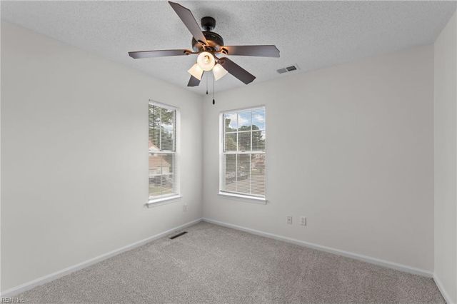 4724 Kempsville Greens PW, Virginia Beach, VA 23462