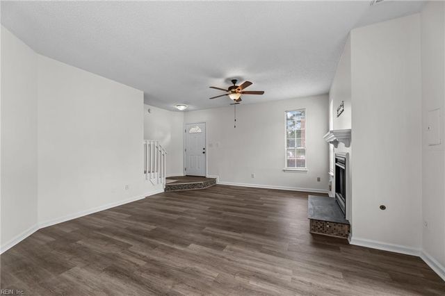 4724 Kempsville Greens PW, Virginia Beach, VA 23462