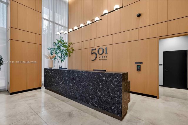 121 NE 5 St 901A, Miami, FL 33132