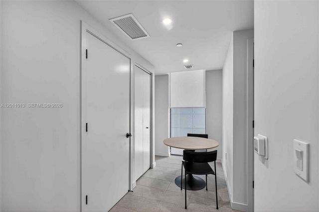 121 NE 5 St 901A, Miami, FL 33132