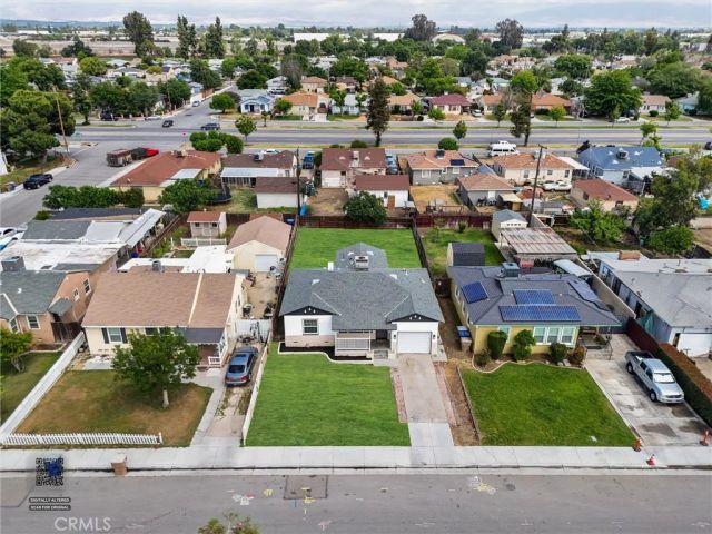 1308 El Rancho Drive, Bakersfield, CA 93304