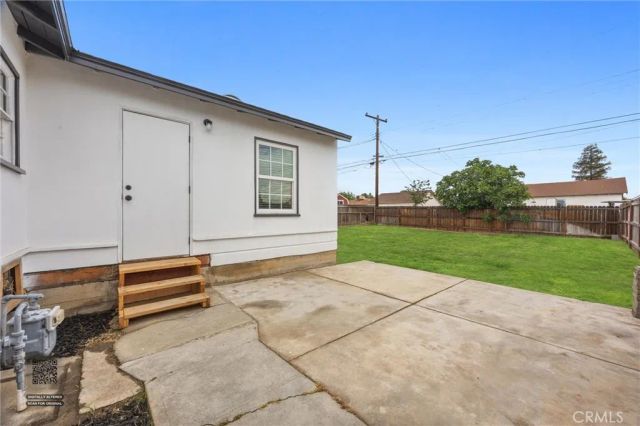 1308 El Rancho Drive, Bakersfield, CA 93304
