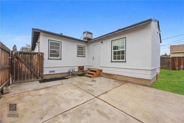 1308 El Rancho Drive, Bakersfield, CA 93304