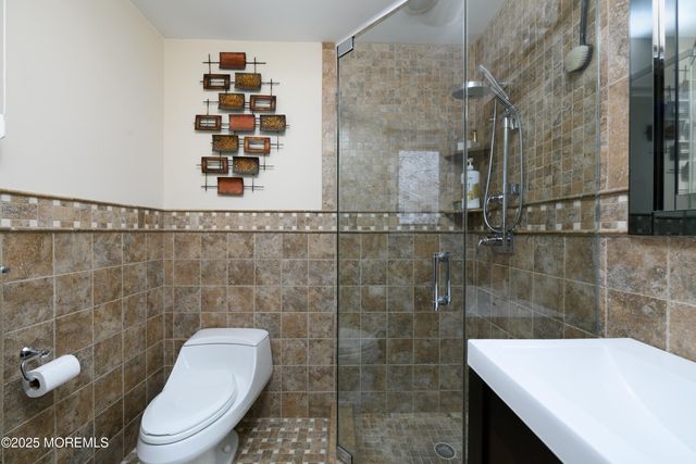 15 Janine Place, Hazlet, NJ 07730