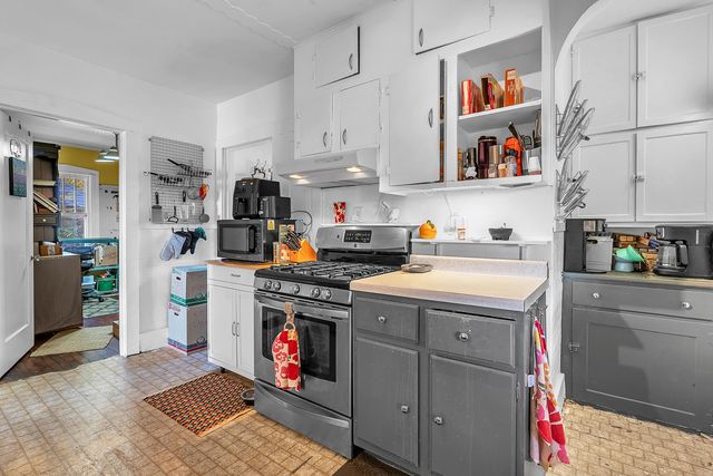 2240 W 500 S, North Judson, IN 46366