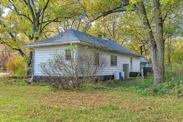 2240 W 500 S, North Judson, IN 46366