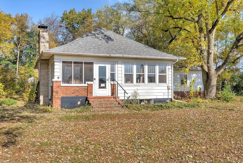 2240 W 500 S, North Judson, IN 46366