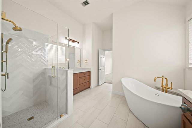 2125 Llerena Lane, League City, TX 77573