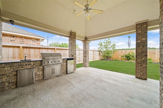 2125 Llerena Lane, League City, TX 77573