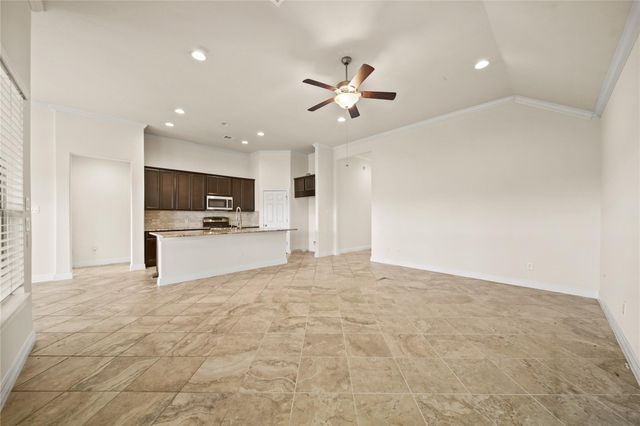 2125 Llerena Lane, League City, TX 77573