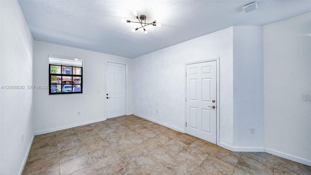 144 SE 34th Ave, Homestead, FL 33033