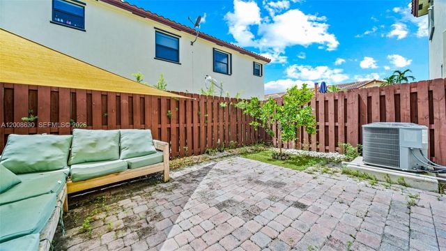 144 SE 34th Ave, Homestead, FL 33033