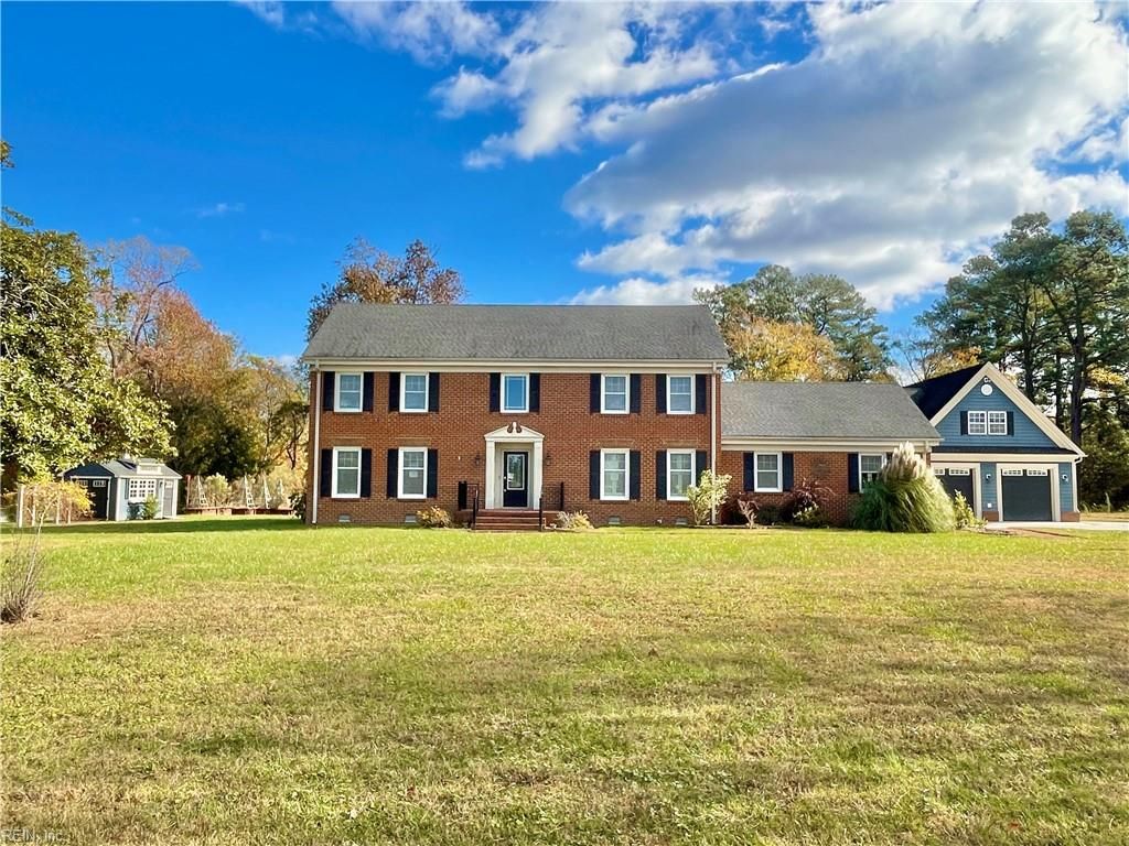 5620 Shoulders Hill RD, Suffolk, VA 23435