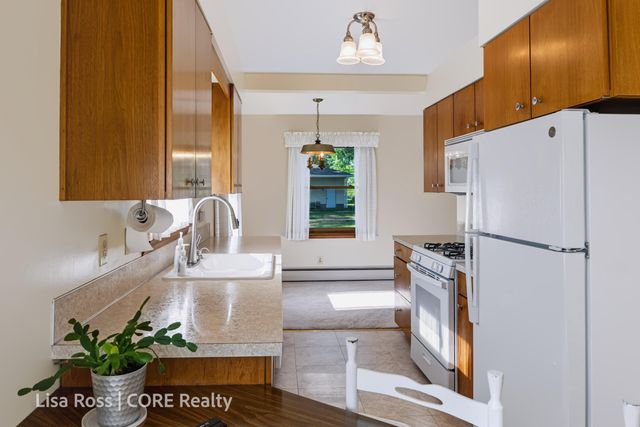3155 Lindland Road, Muskegon, MI 49441