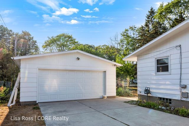 3155 Lindland Road, Muskegon, MI 49441