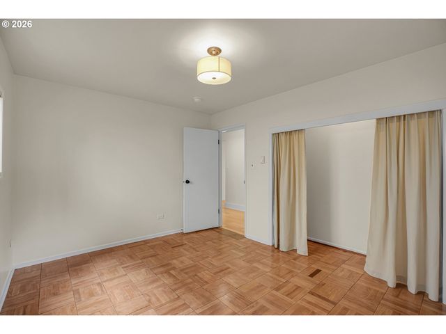 7934 N HURST Ave, Portland, OR 97203