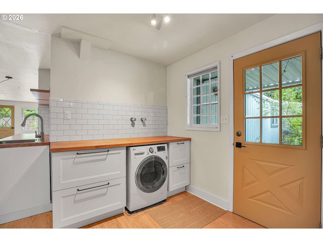 7934 N HURST Ave, Portland, OR 97203