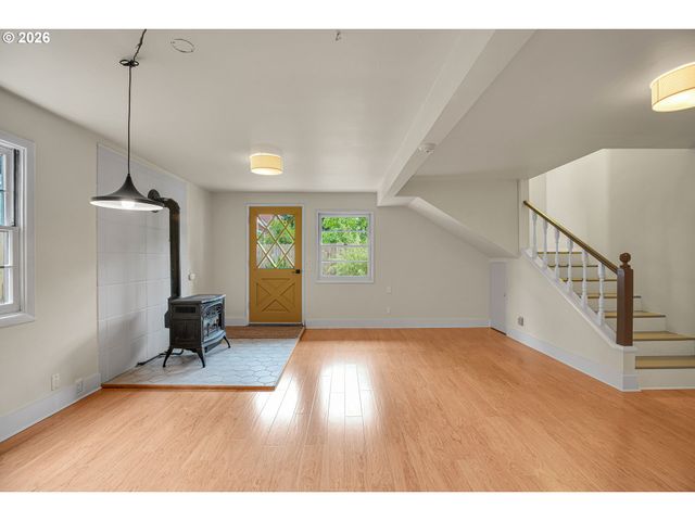 7934 N HURST Ave, Portland, OR 97203